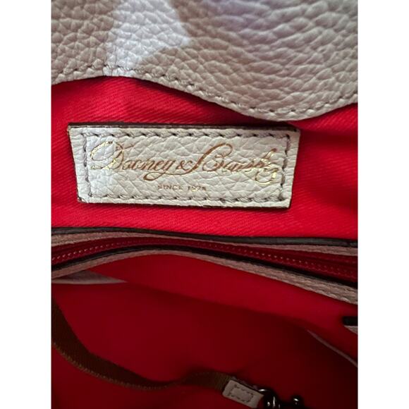 Cream Dooney and Bourke Shoulder Bag - Picture 10 of 10
